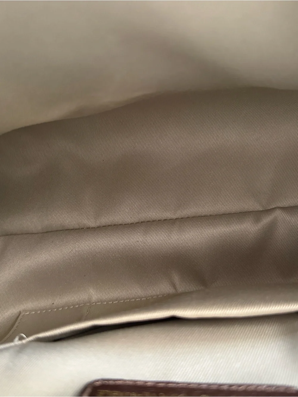 Stylish Taupe and Dark Brown Italian-Made Leather Iacucci Bag with Fur Pocket